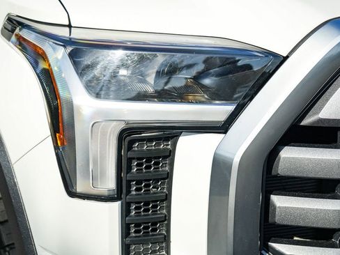 Used 2023 Toyota Tundra Limited w/ Power Package AWD/4WD image 8