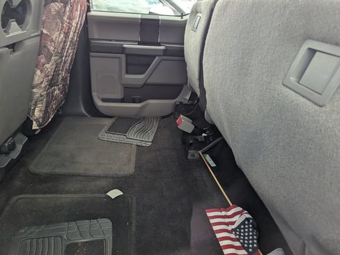 Used 2015 Ford F150 XLT RWD image 7