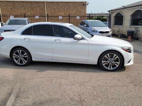 Used 2020 Mercedes-Benz C 300 Sedan image 4