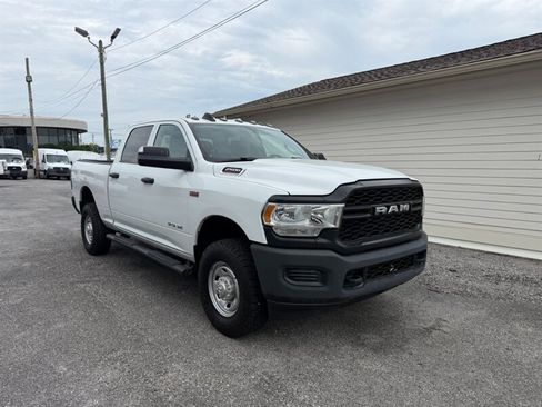 Used 2022 RAM 2500 Tradesman AWD/4WD image 3