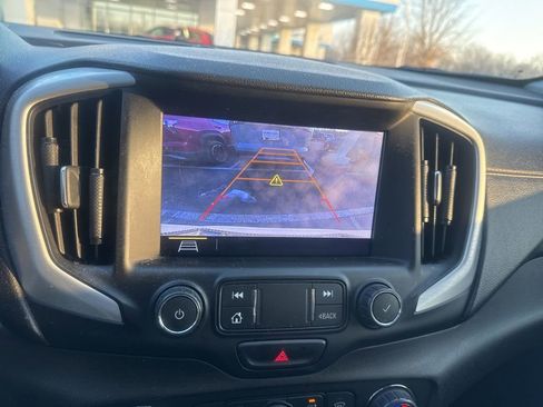 Used 2020 GMC Terrain SLE w/ Driver Convenience Package image 10