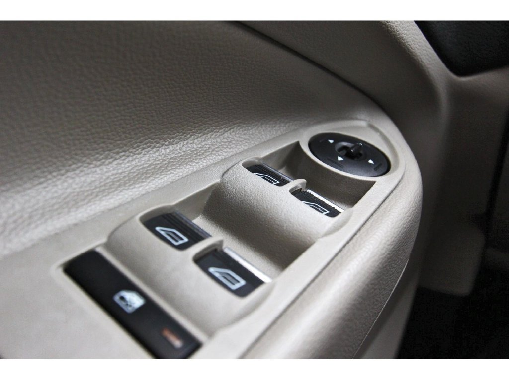 Used 2019 Ford Escape SE FWD image 20