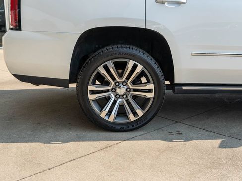 Used 2020 GMC Yukon Denali w/ Denali Ultimate Package AWD/4WD image 40