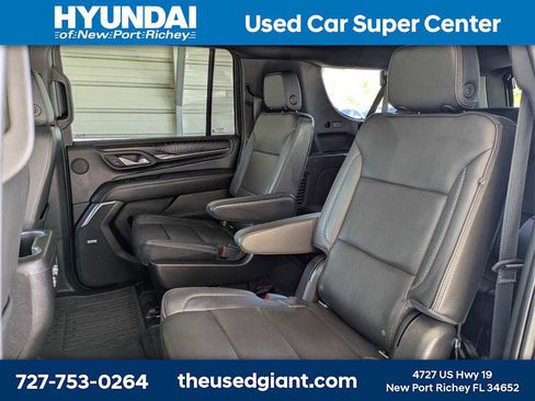 Used 2022 GMC Yukon XL Denali w/ Denali Premium Package image 20