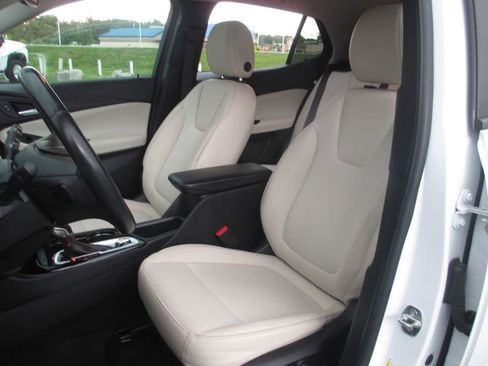 Used 2020 Buick Encore GX Select FWD image 19