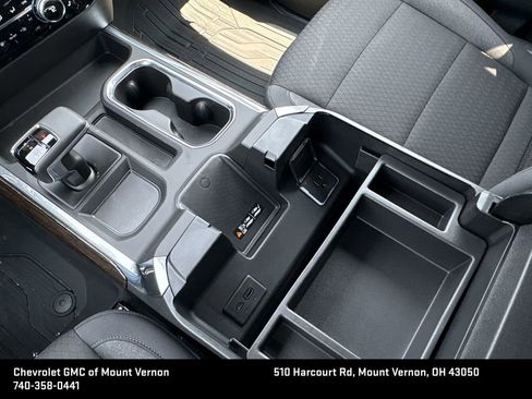 New 2025 GMC Sierra 1500 Elevation image 24