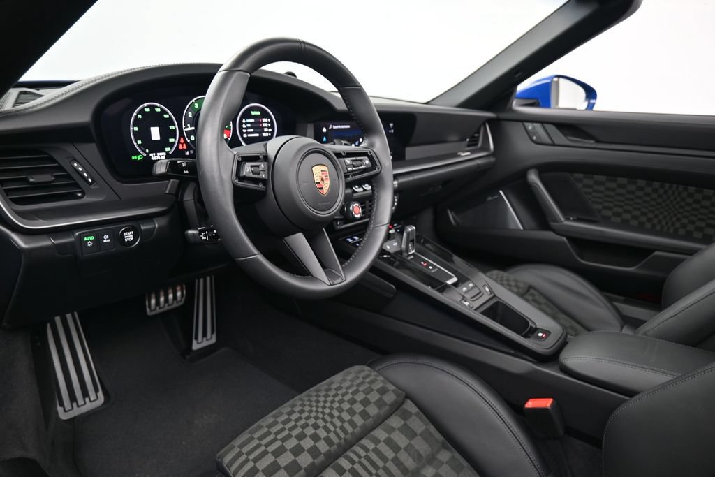 Certified 2026 Porsche 911 Targa 4S AWD/4WD image 4