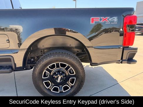 Used 2026 Ford F250 Platinum w/ FX4 Off-Road Package AWD/4WD image 9