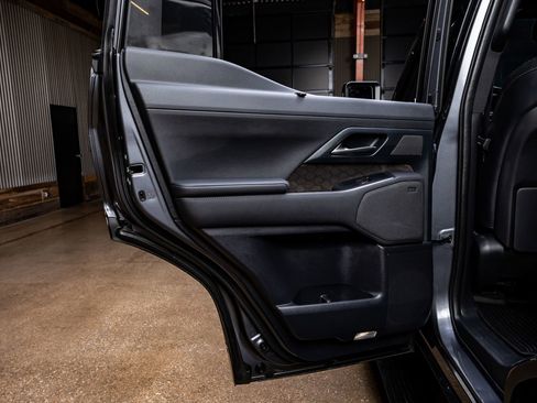 Used 2024 Lexus GX 550 550 Luxury+ w/ Accessory Package (Z1) image 39