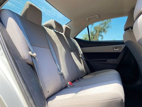 Used 2014 Toyota Corolla LE FWD image 24