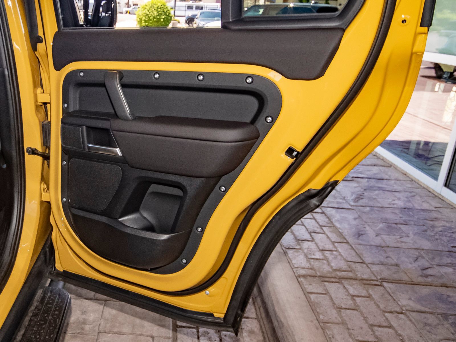 New 2026 Land Rover Defender 110 AWD/4WD image 49