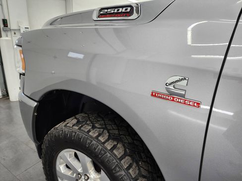 Used 2022 RAM 2500 Big Horn w/ Level C Equiment Group image 35