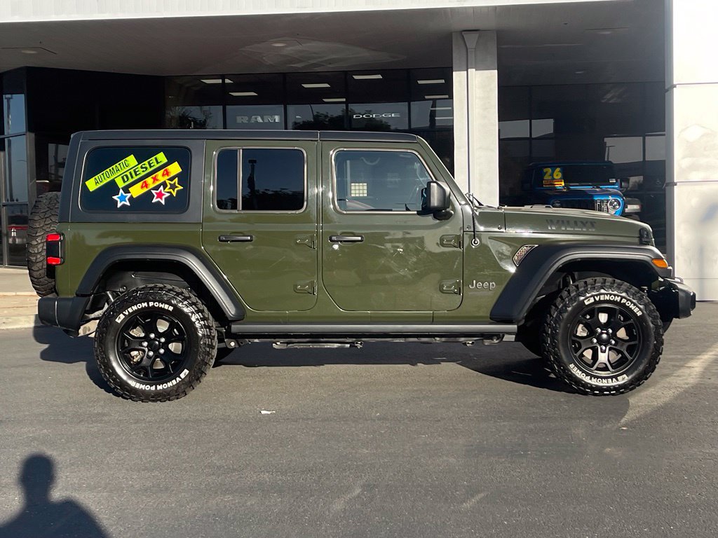 Used 2020 Jeep Wrangler Unlimited Sport AWD/4WD image 3