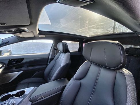 Certified 2026 Cadillac Optiq Luxury 1 image 18