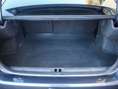 Used 2017 Subaru Impreza 2.0i Sport image 10