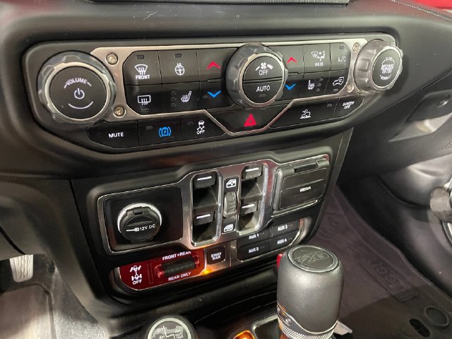 Used 2023 Jeep Wrangler Unlimited Rubicon 4xe AWD/4WD image 7
