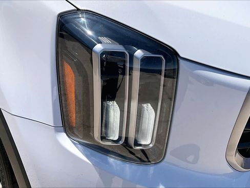 Used 2023 Kia Telluride S w/ S Sunroof Package AWD/4WD image 27