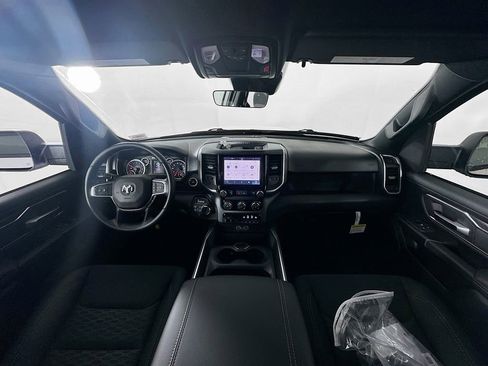 New 2026 RAM 1500 Big Horn AWD/4WD image 9