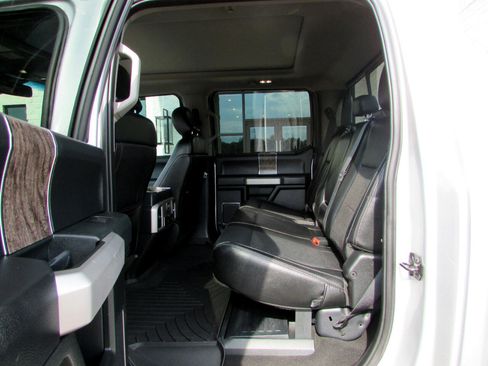 Used 2019 Ford F250 Lariat w/ Lariat Ultimate Package image 10