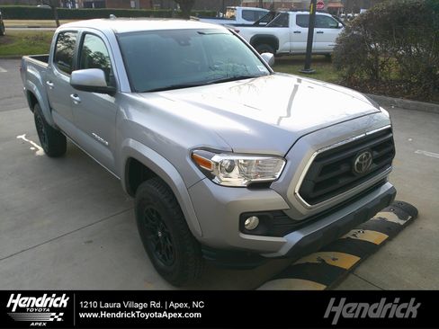Used 2021 Toyota Tacoma SR5 image 1