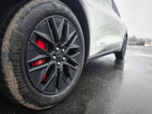 Used 2025 Ford Mustang Mach-E Premium w/ Sport Appearance Package image 22