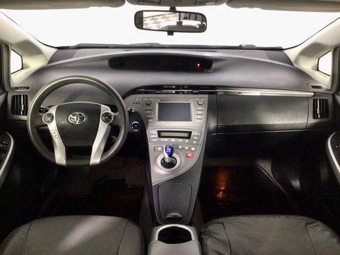 Used 2015 Toyota Prius Four image 24