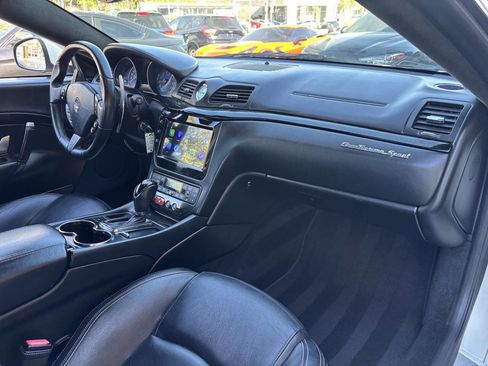 Used 2013 Maserati GranTurismo Sport image 19