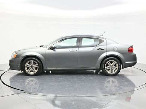 Used 2012 Dodge Avenger SXT image 8