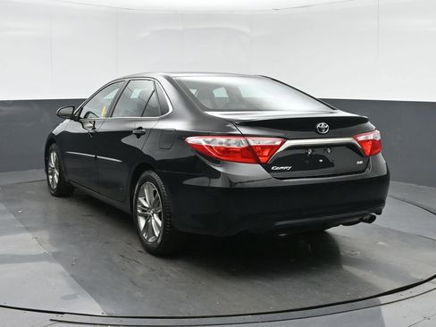 Used 2016 Toyota Camry SE w/ Protection Package (Q2) FWD image 5