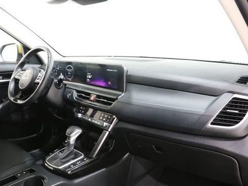 Used 2024 Kia Seltos SX w/ SX Sunroof Package AWD/4WD image 18