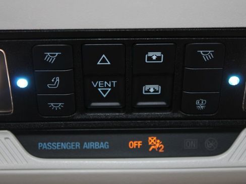 Used 2025 Ford Expedition Platinum image 62