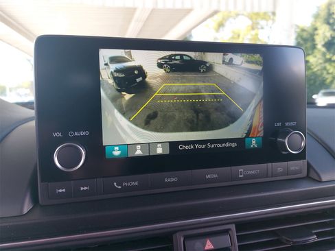 New 2025 Honda Pilot Sport image 23