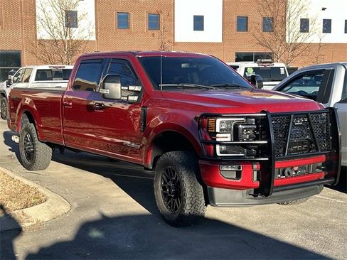 Certified 2022 Ford F350 Lariat w/ Black Appearance Package image 3