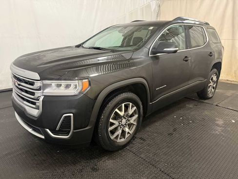 Used 2023 GMC Acadia SLE w/ Driver Convenience Package image 1