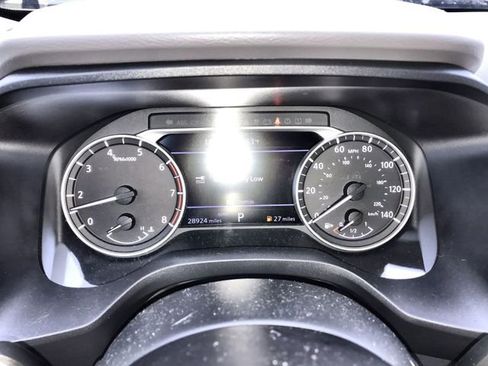 Certified 2023 Nissan Rogue SV image 15