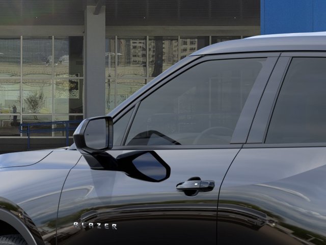 New 2026 Chevrolet Blazer LT FWD image 12