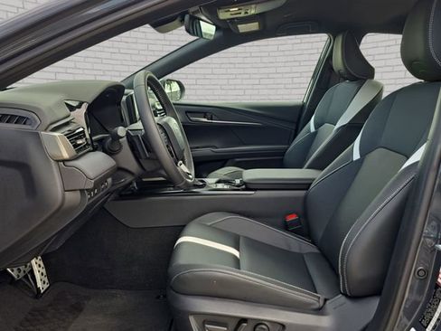 Used 2026 Toyota Camry SE w/ Convenience Package FWD image 15