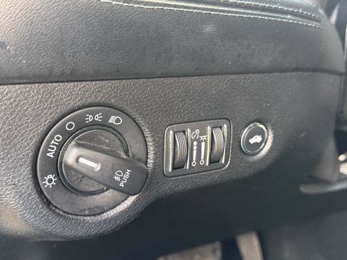 Used 2022 Dodge Challenger GT w/ Plus Package image 19