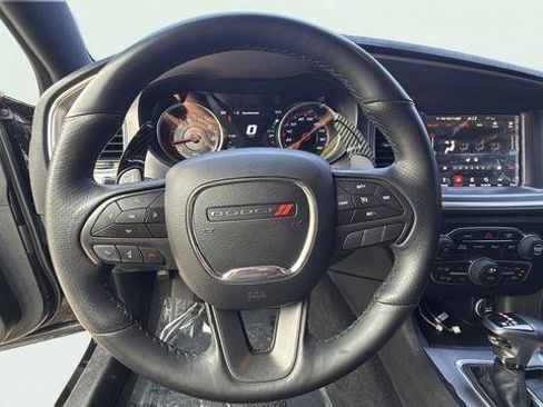 Used 2019 Dodge Charger Scat Pack w/ Navigation & Travel Group RWD image 14