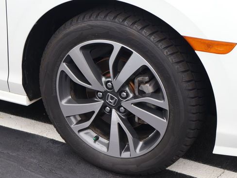 Used 2022 Honda Odyssey Touring image 5