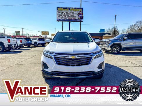 Used 2024 Chevrolet Equinox LT w/ LPO, Floor Liner Package image 2