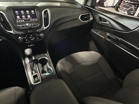 Used 2022 Chevrolet Equinox LT FWD image 11