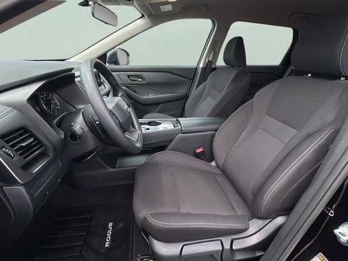 Used 2026 Nissan Rogue S FWD image 11