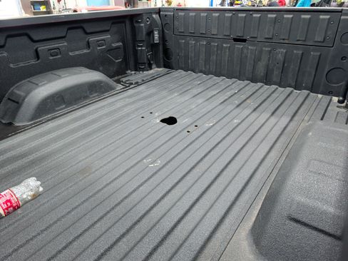 Used 2024 Chevrolet Silverado 2500 LT w/ All Star Edition AWD/4WD image 7