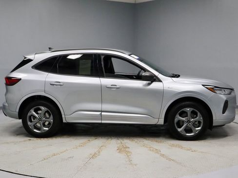 Certified 2024 Ford Escape ST-Line w/ Tech Pack #1 AWD/4WD image 7