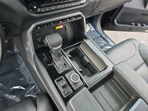 Used 2023 Toyota Tundra Platinum w/ Advanced Package image 24