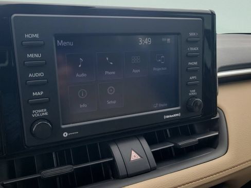 Certified 2021 Toyota RAV4 XLE FWD image 19
