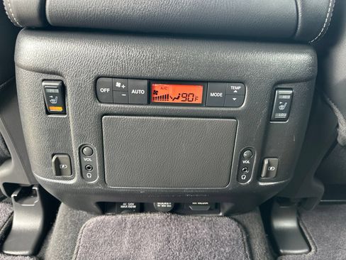 Used 2020 Nissan Armada Platinum w/ Captain's Chairs Package AWD/4WD image 21