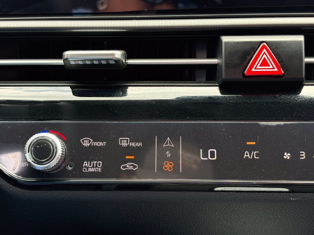 New 2026 Kia Sportage SX FWD image 25