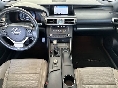 Used 2015 Lexus IS 250 w/ F-Sport Package RWD image 18